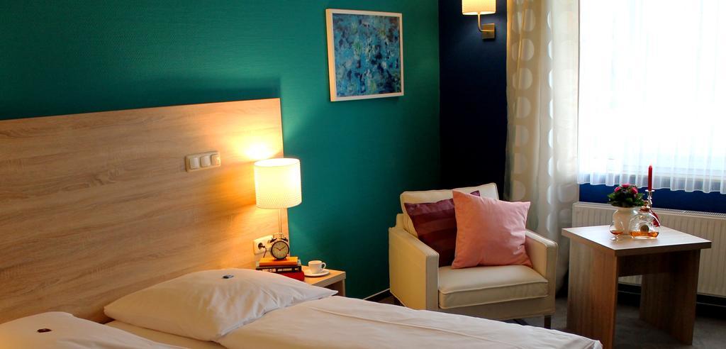 Hotel Westerfeld Hemmingen  ภายนอก รูปภาพ