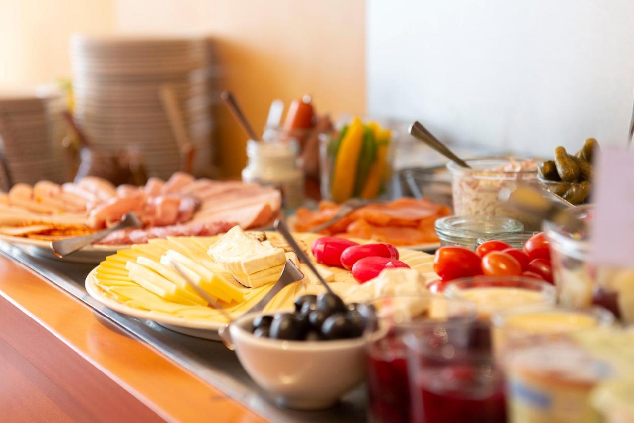 Hotel Westerfeld Hemmingen  ภายนอก รูปภาพ