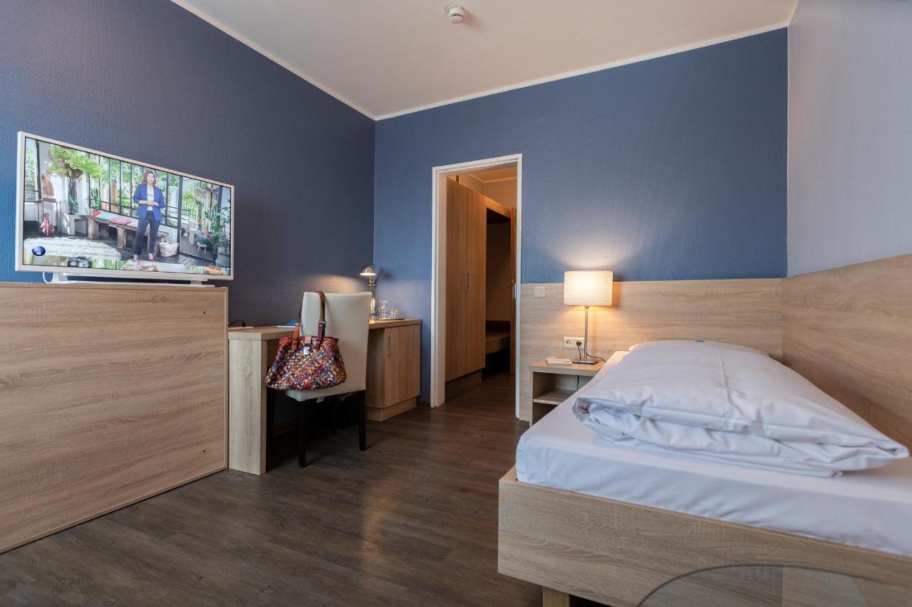 Hotel Westerfeld Hemmingen  ภายนอก รูปภาพ