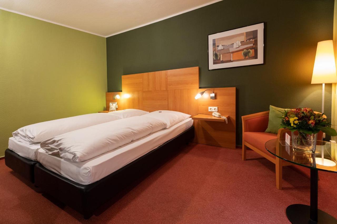 Hotel Westerfeld Hemmingen  ภายนอก รูปภาพ